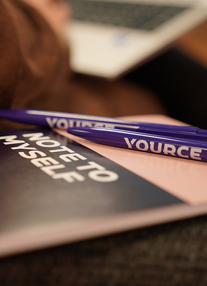 Yource pen vacatur account director